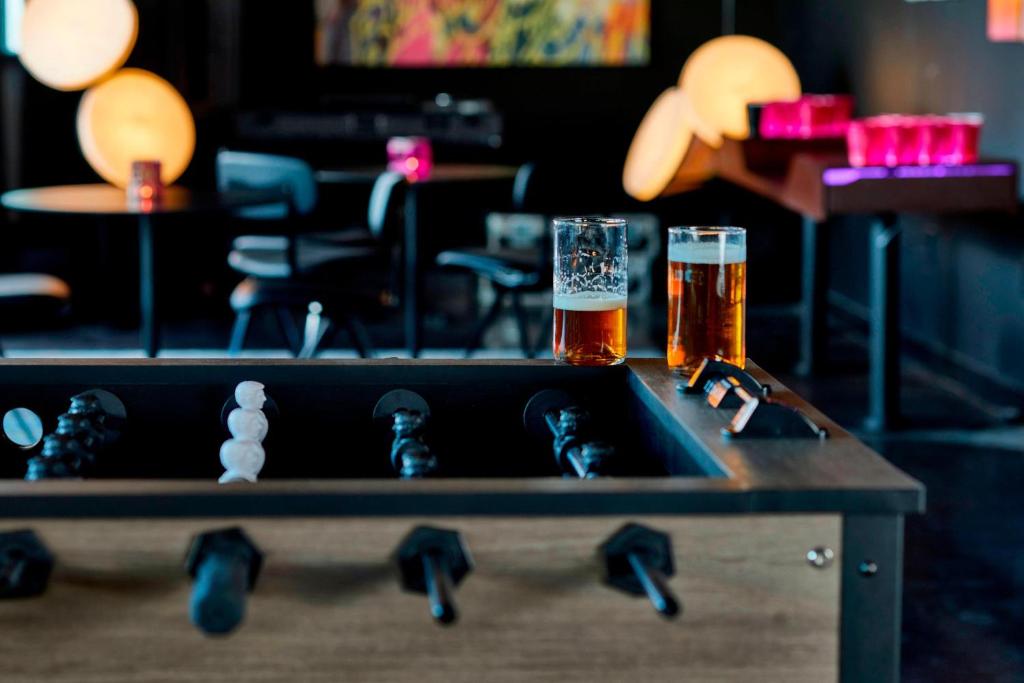 MOXY Minneapolis Uptown photo