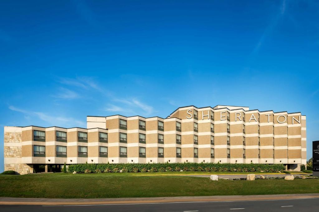 Sheraton Montreal Airport Hotel, Dorval (updated prices 2025)