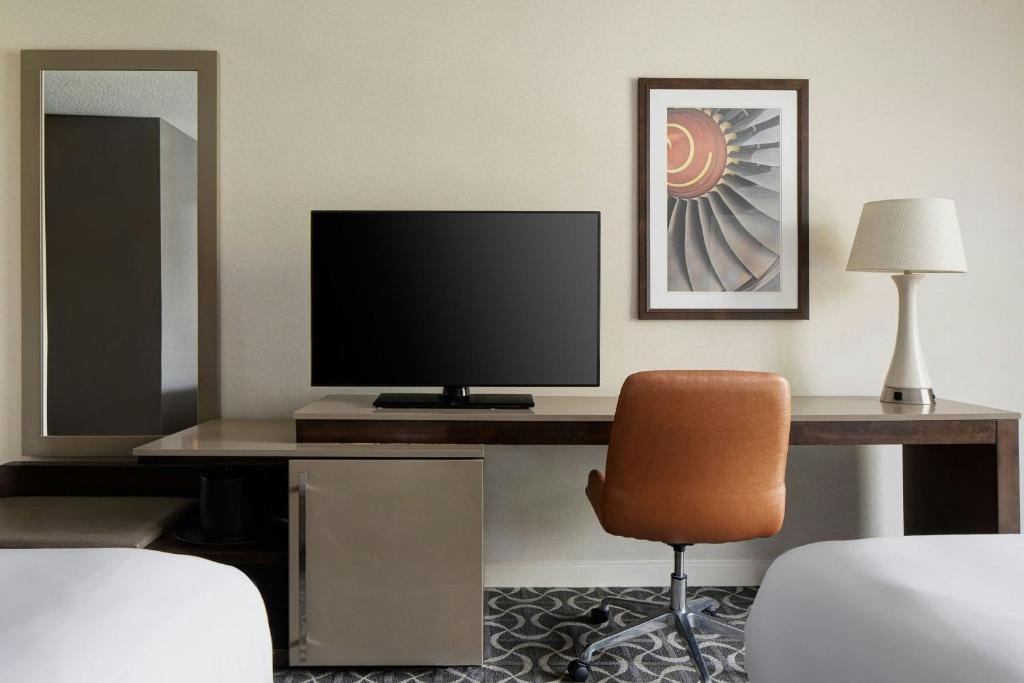 Marriott St. Louis Airport photo