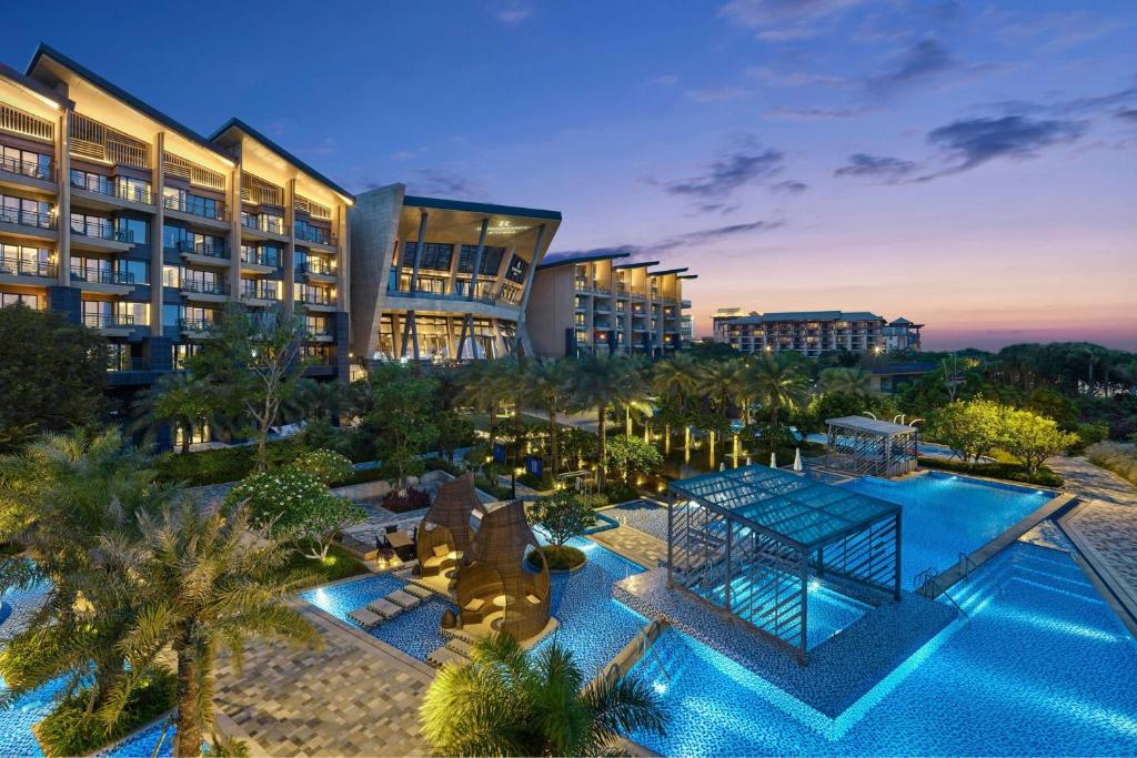 Bazén v ubytování Renaissance Xiamen Hotel nebo v jeho okolí