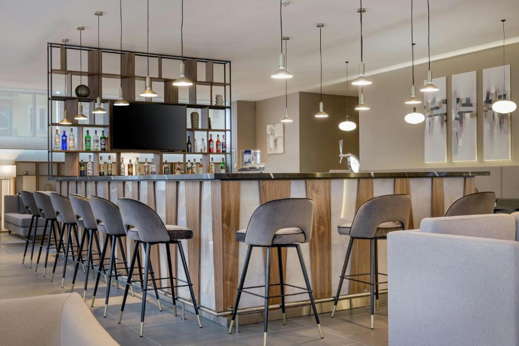 Lounge nebo bar v ubytování AC Hotel by Marriott Milan Sesto