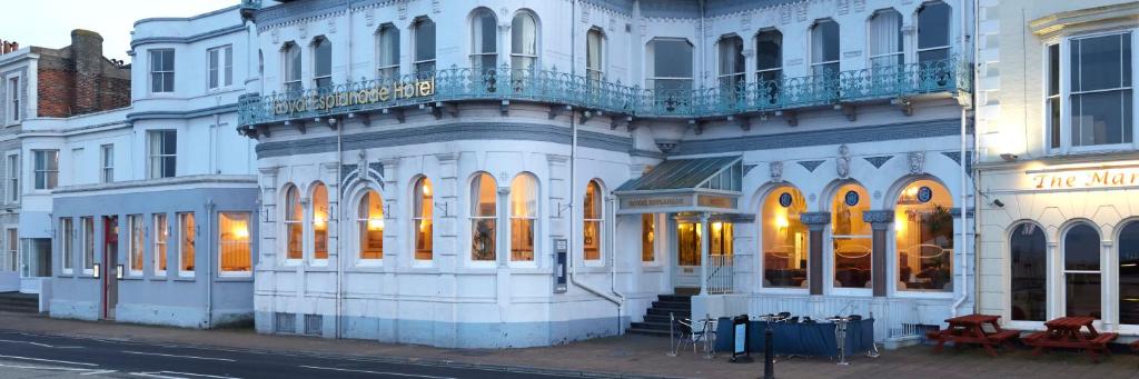 Budova, kde se hotel nachází