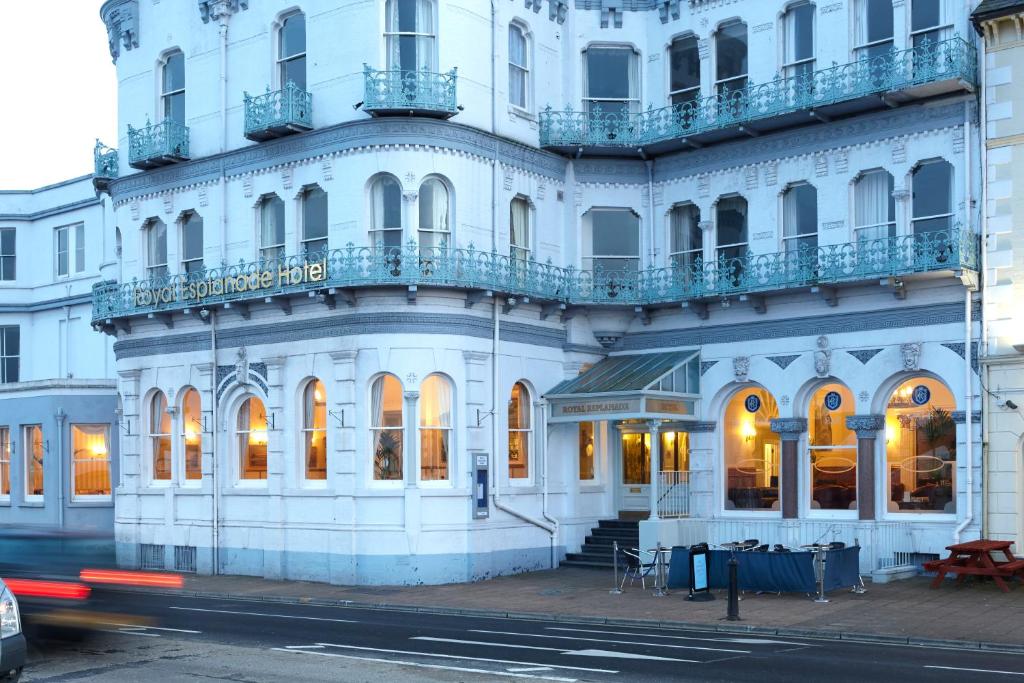 Budova, kde se hotel nachází