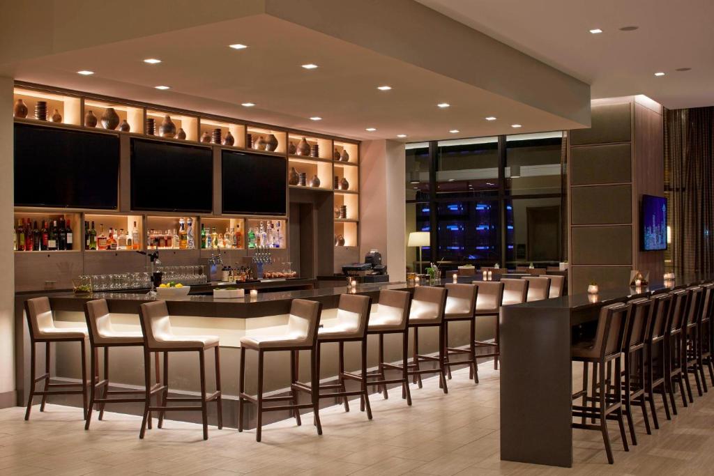 Nápoje v ubytování AC Hotel by Marriott Seattle Bellevue/Downtown