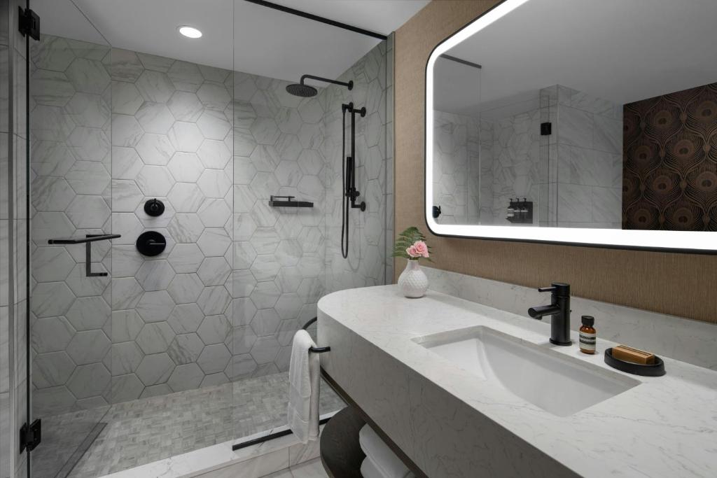 The Dorian, Autograph Collection - Resim 27