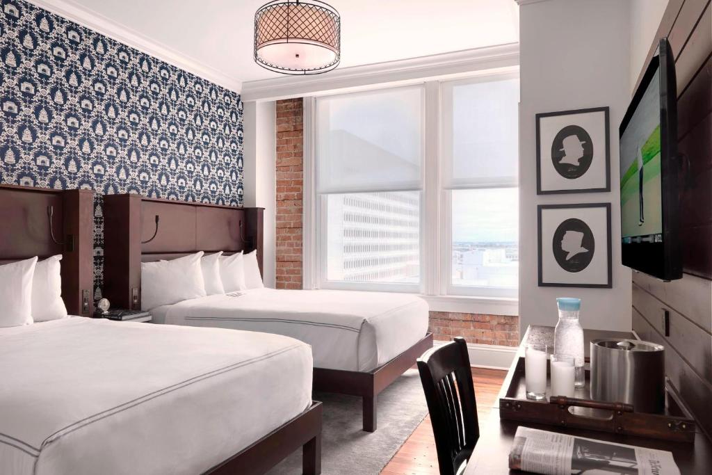 Q&C Hotel and Bar New Orleans, Autograph Collection - 