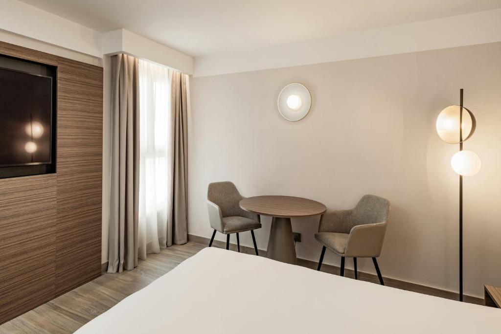 AC Hotel by Marriott St Julian's - 12