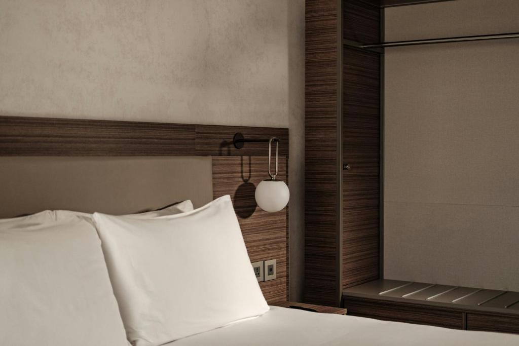 AC Hotel by Marriott St Julian's - 13