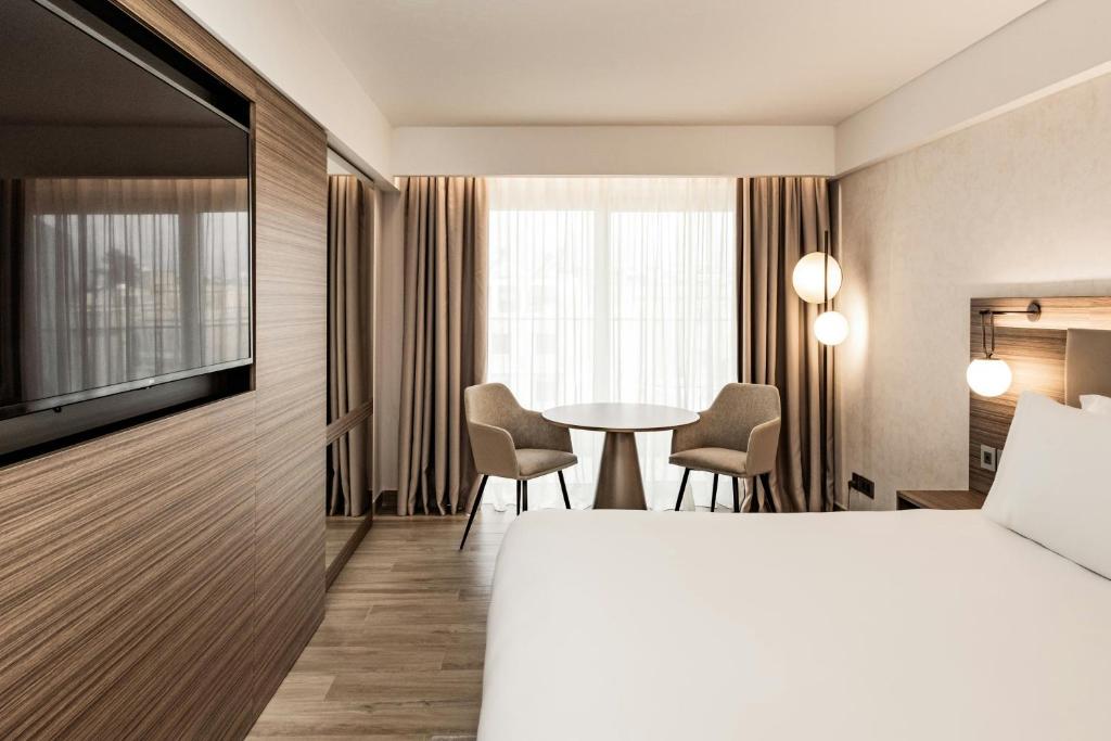 AC Hotel by Marriott St Julian's - 7