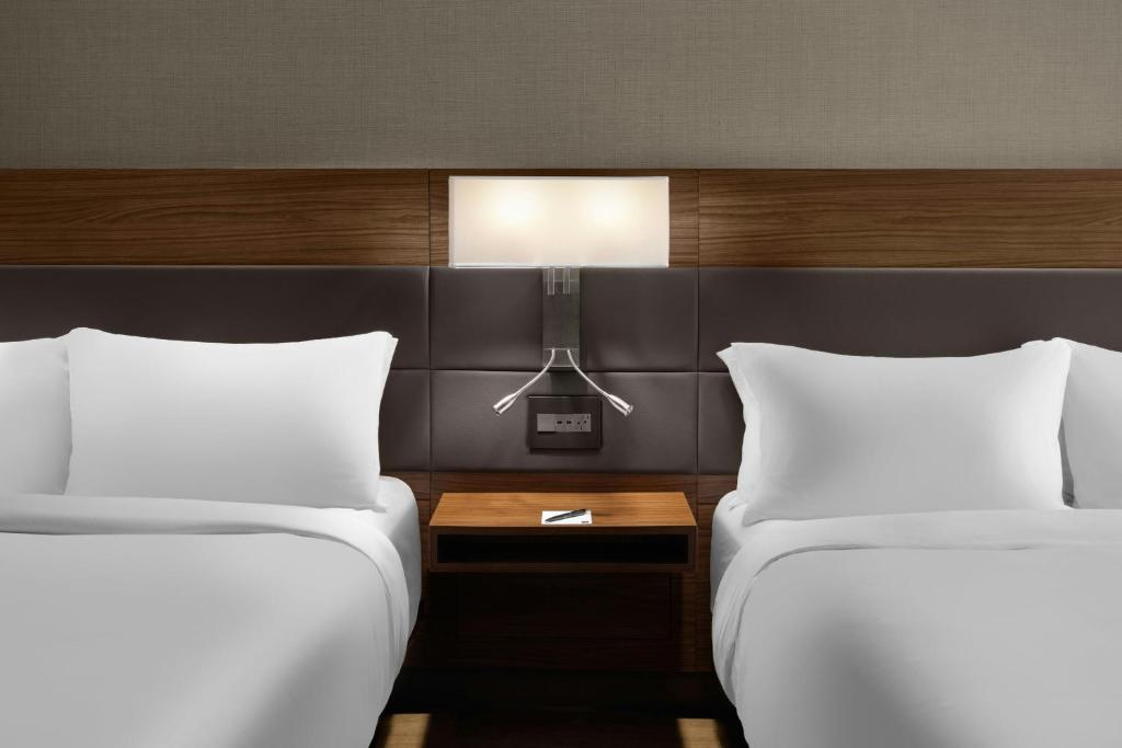 AC Hotel by Marriott Jackson Ridgeland - Habitación Queen Con Dos Camas Queen