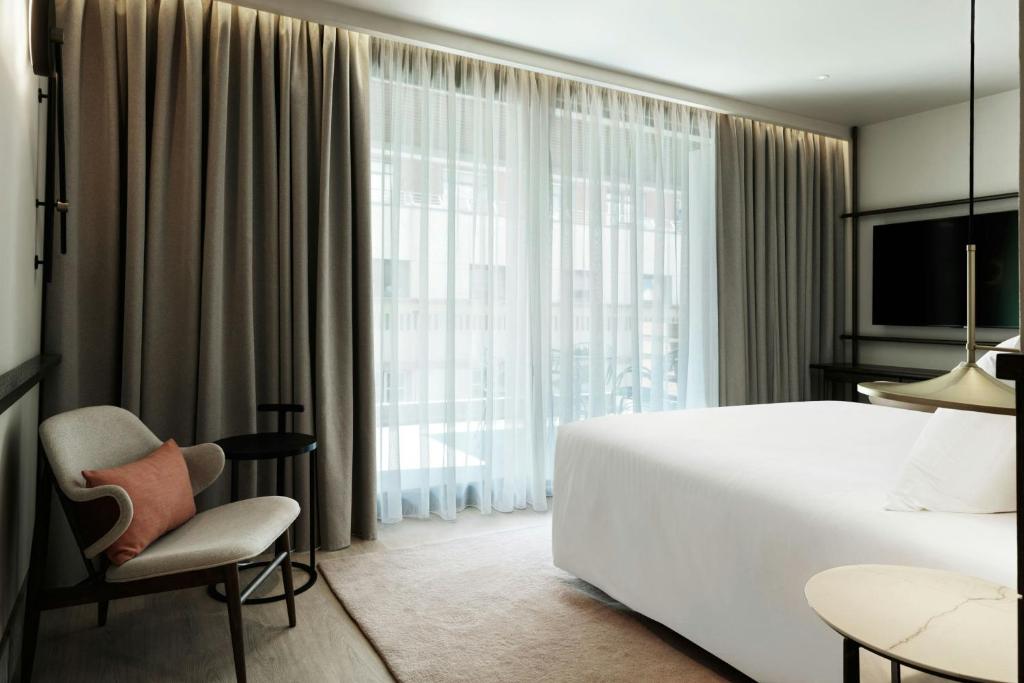 MonAsty, Thessaloniki, Autograph Collection - Resim 41