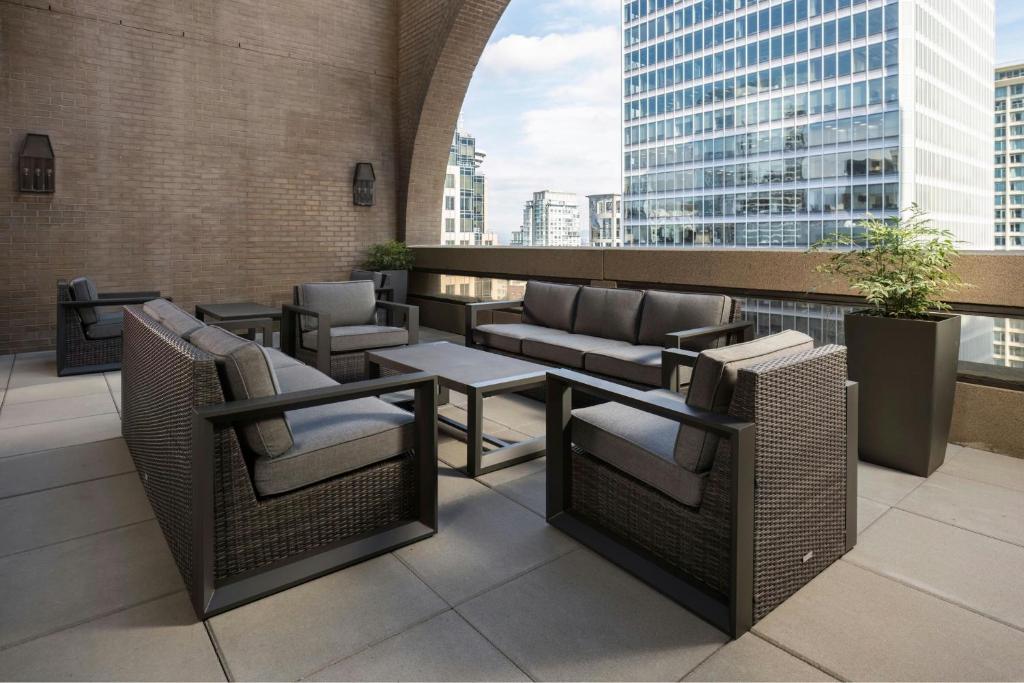 Metropolitan Hotel Vancouver - Resim 5