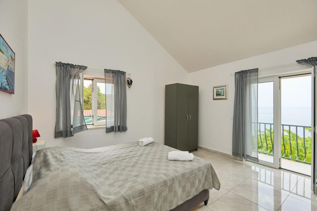 Holiday apartment in Saplunara with sea view, balcony, air conditioning, WiFi 5197-3