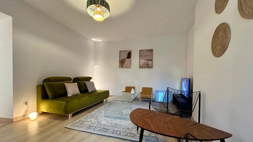 Posezení v ubytování Les suites de Saint-Yves