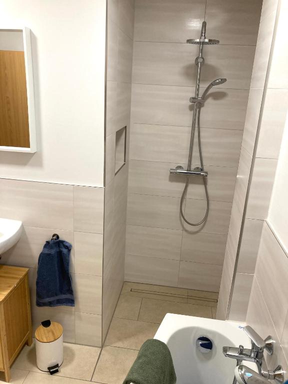 Koupelna v ubytování Gemütliche Wohnung in unmittelbarer Nähe zum See