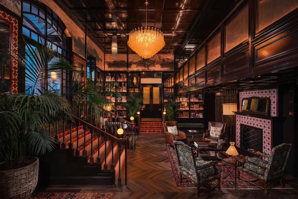 The Ivens, Autograph Collection - Resim 7