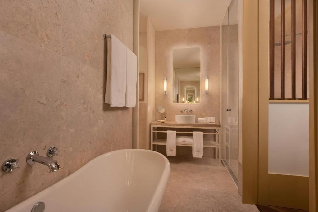 The Ivens, Autograph Collection - Resim 25