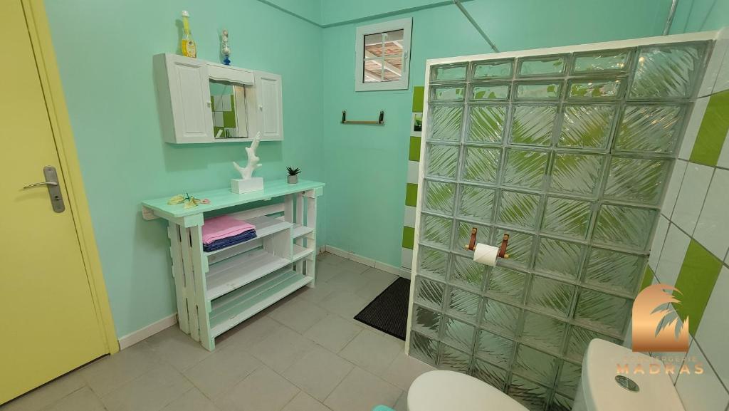 Koupelna v ubytování Villa Alizée Domaine roses des vents