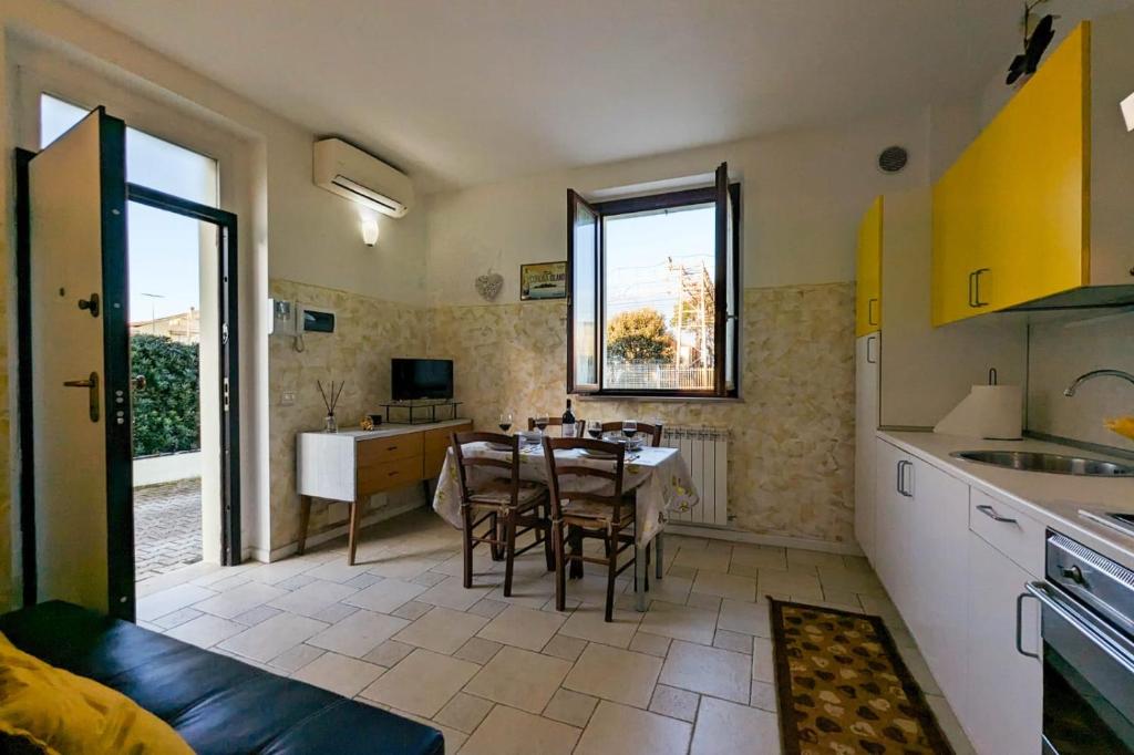 Η κουζίνα ή μικρή κουζίνα στο Civita Mare