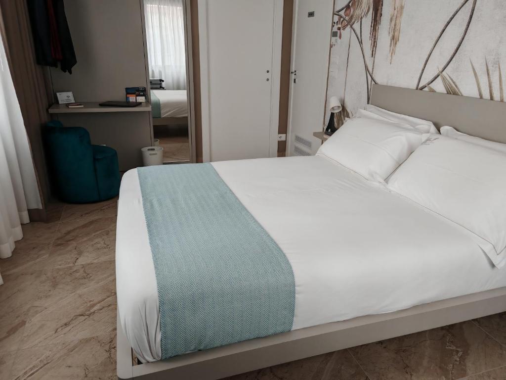 EFFE4 Lovely Room - 8