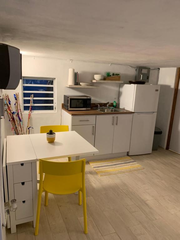 Kuchyň nebo kuchyňský kout v ubytování apt bonker