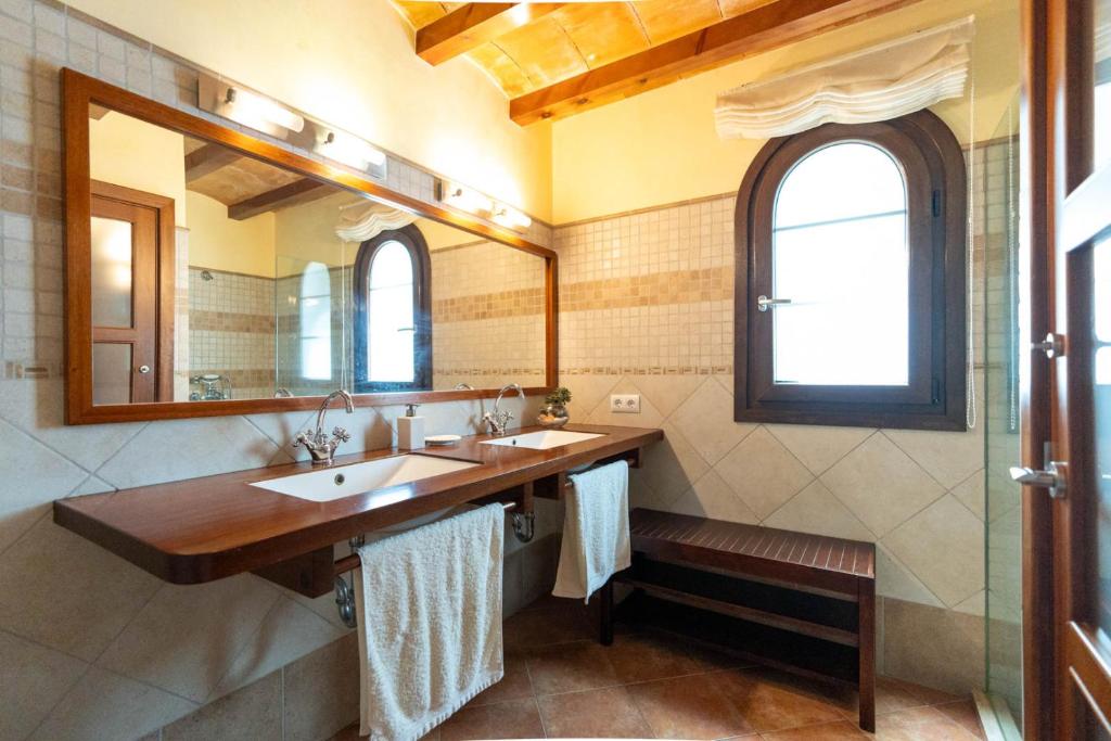 Koupelna v ubytování Villa con piscina Cala Morell