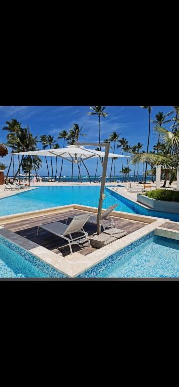 Playa Coral Punta Cana new dream beach room with private bathroom in a shared apartment