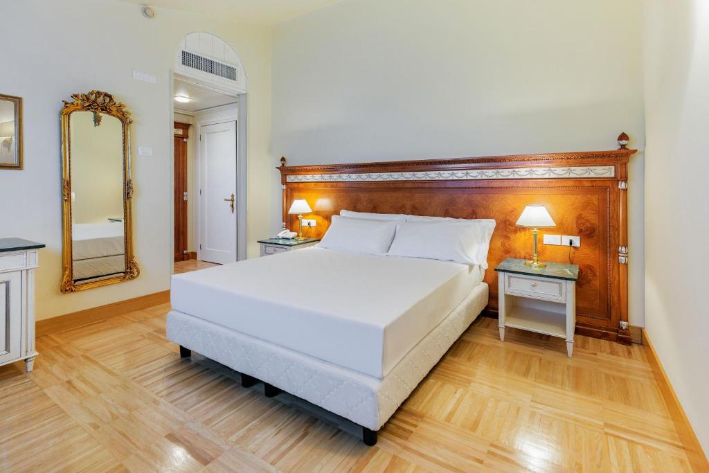 Postel nebo postele na pokoji v ubytování Villa Palma by AGF Hotels