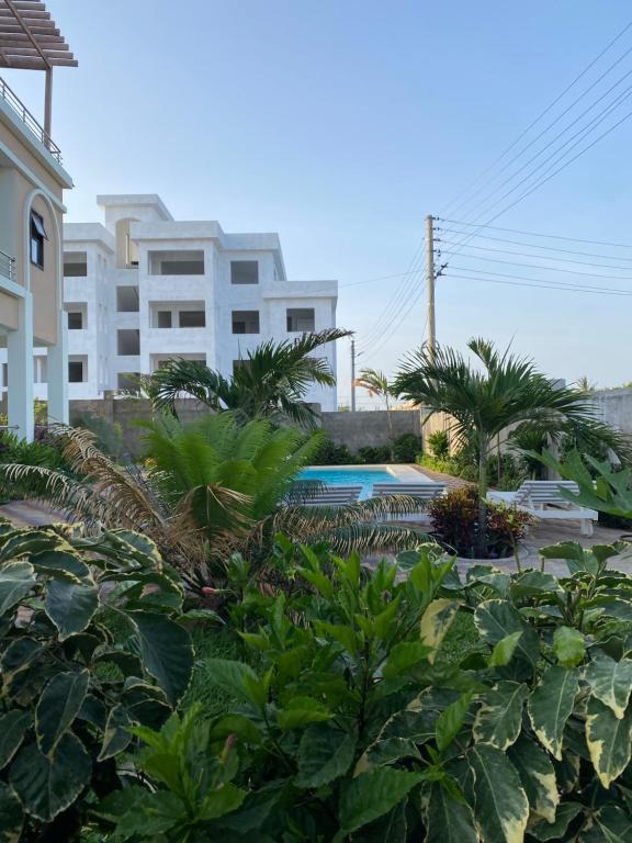 Πισίνα στο ή κοντά στο By the sea Apartments