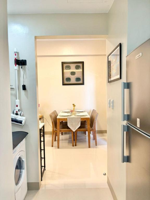 Foto sihtkohas Lapu Lapu City asuva majutusasutuse Modern and Cozy One Manchester Place in Mactan Newtown galeriist