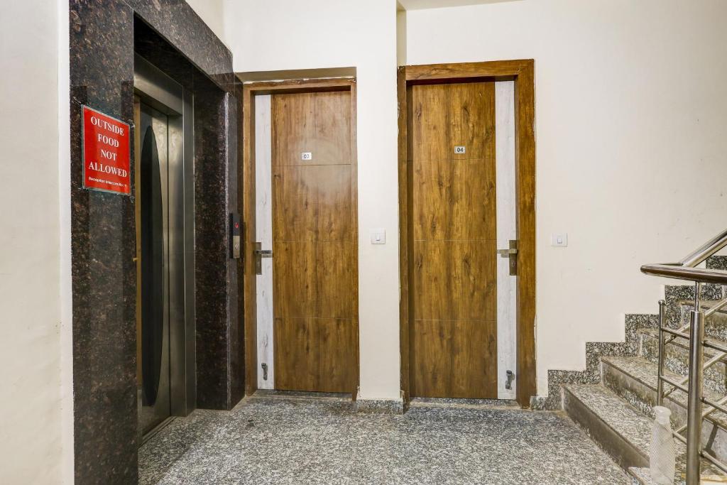 Fotografie z fotogalerie ubytování Super Hotel O Sector 52 Gurgaon v destinaci Gurgáon