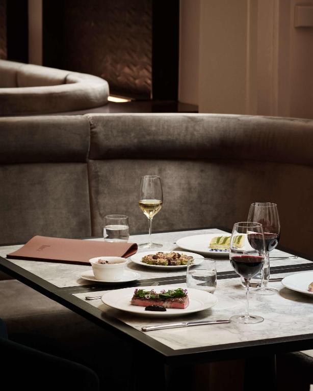 Hilton Melbourne Little Queen Street - Resim 12