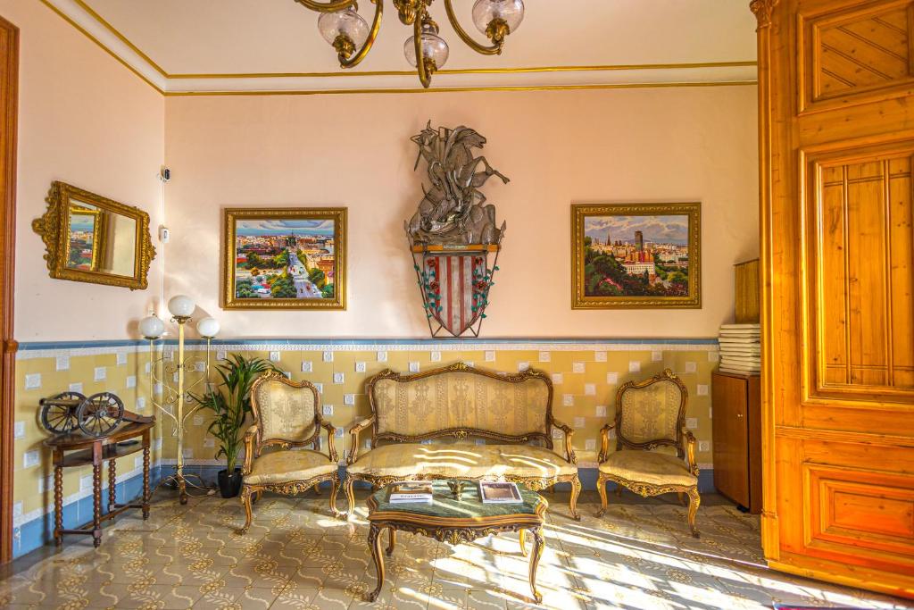 Posezení v ubytování Hotel Llar de Capitans