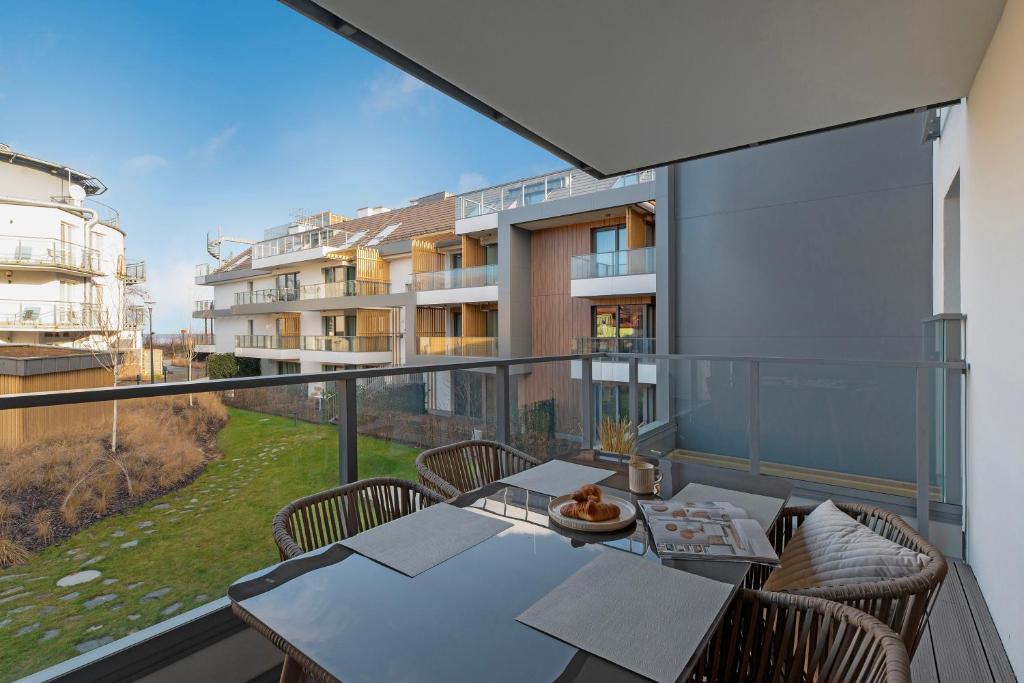 Balkón alebo terasa v ubytovaní Merwede Residence - 100 metrów od plaży by Downtown Apartments