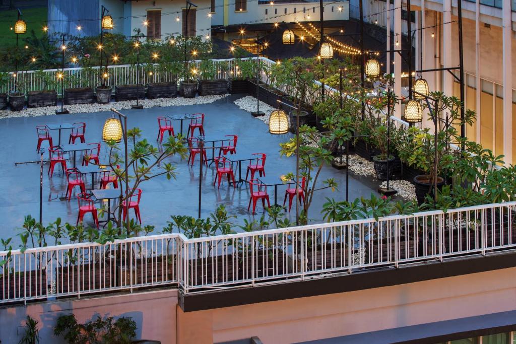 Zahrada ubytování Hotel Santika BSD City-Serpong
