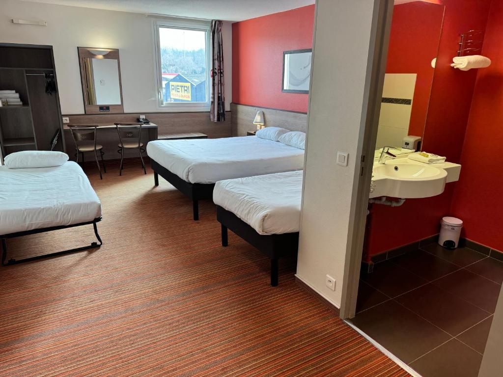 Postel nebo postele na pokoji v ubytování Ace Hotel Valence