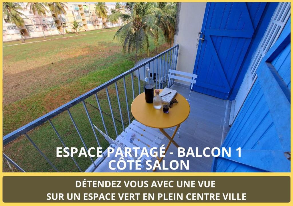 Balkón nebo terasa v ubytování Chambre Carnaval Abymes Guadeloupe