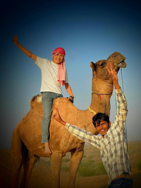 Ospiti di Jaisalmer Rosu Safari