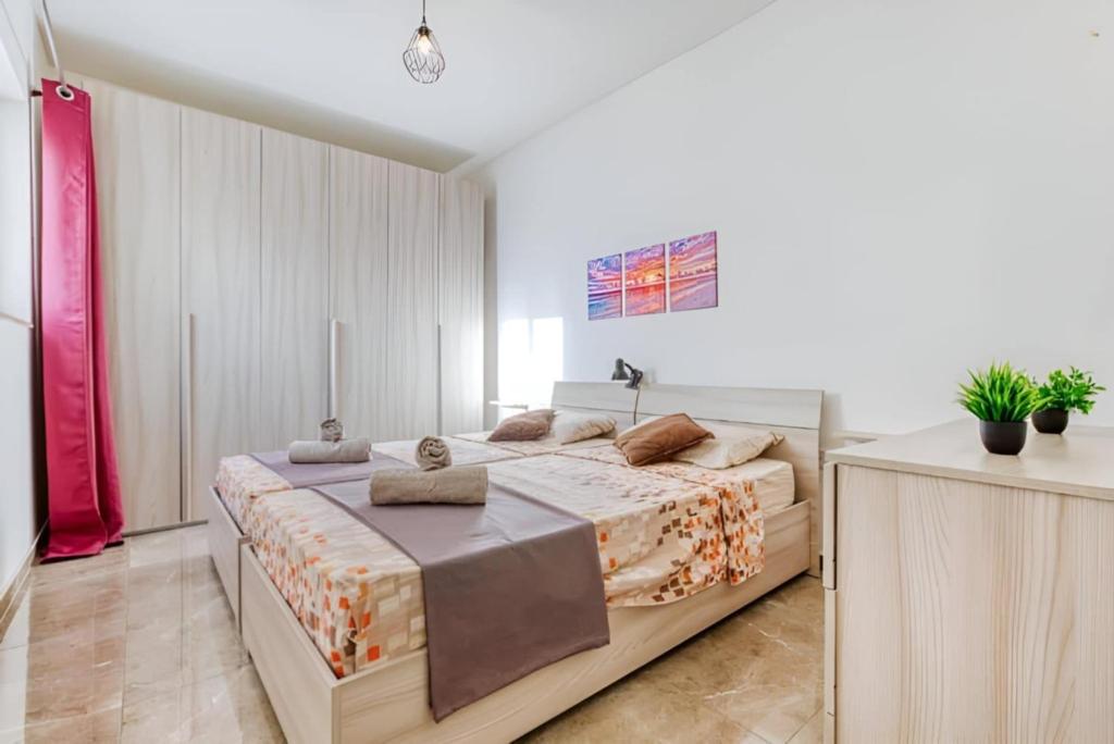 Postel nebo postele na pokoji v ubytování Apartment in Marsaskala
