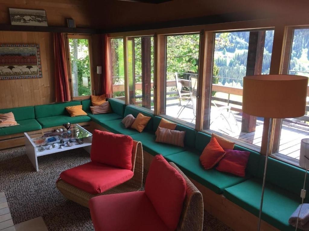 Posezení v ubytování alleinstehendes Ferienhaus