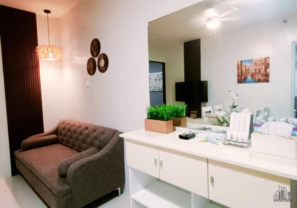 Posezení v ubytování Palawan Modern Living in a Thoughtfully Designed Rental Home - B1 5Kunzite
