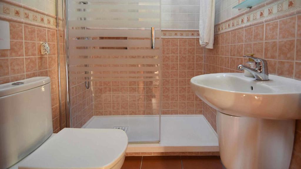 A bathroom at Villa Maro Casitas Select