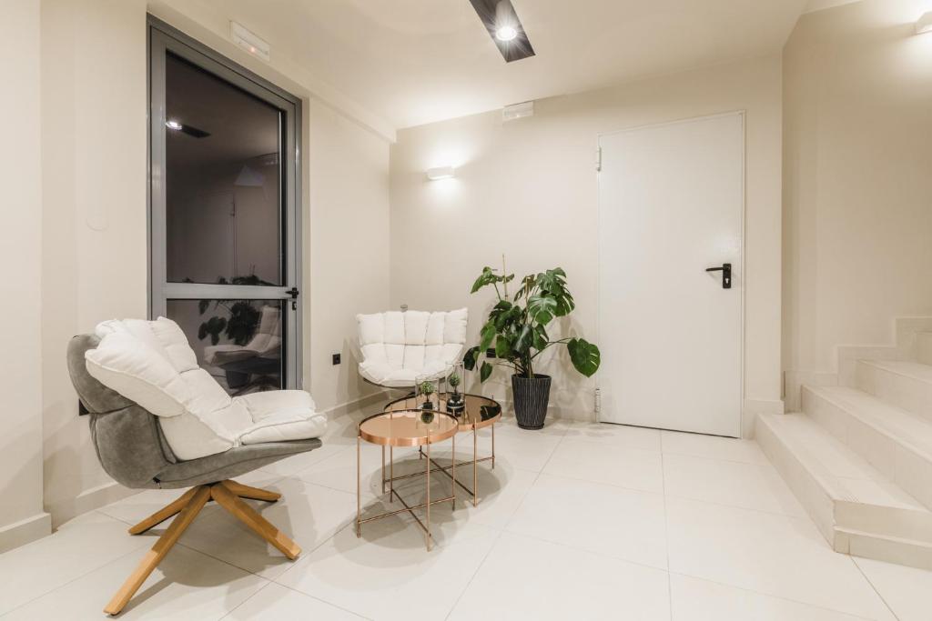 Posezení v ubytování Infinity Hotel Gytheio