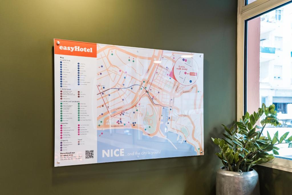 easyHotel Nice Old Town - Resim 11