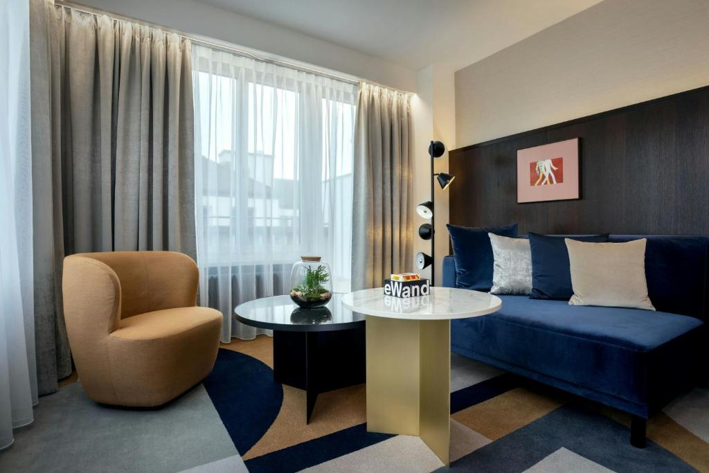 Posezení v ubytování Neues Schloss Privat Hotel Zurich, Autograph Collection
