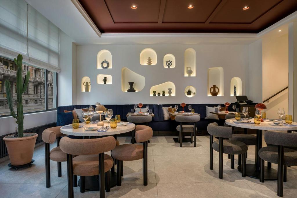 Posezení v ubytování Neues Schloss Privat Hotel Zurich, Autograph Collection