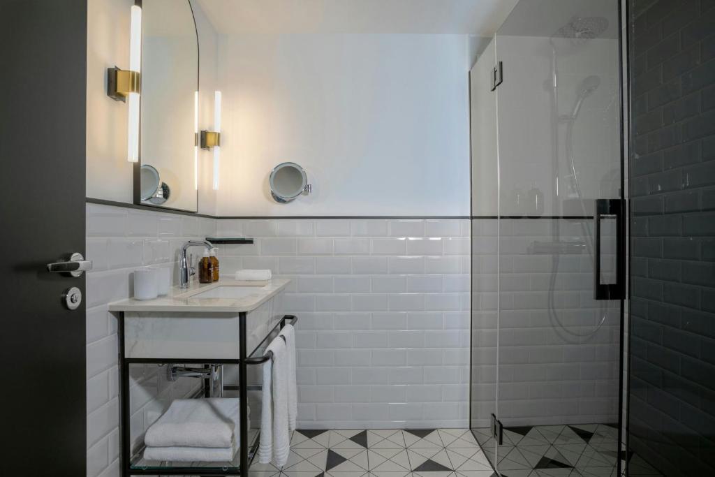 Neues Schloss Privat Hotel Zurich, Autograph Collection - Resim 14