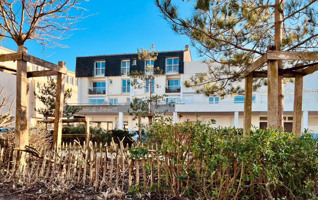 Zahrada ubytování Hôtel Le Littoral - Berck sur Mer