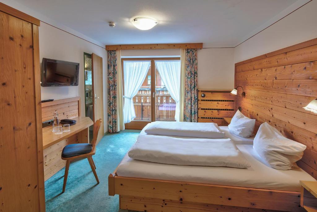 Postel nebo postele na pokoji v ubytování Landgasthof Zur Post