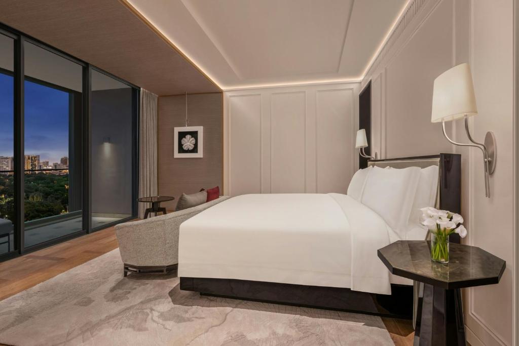 The Ritz-Carlton, Bangkok - 19